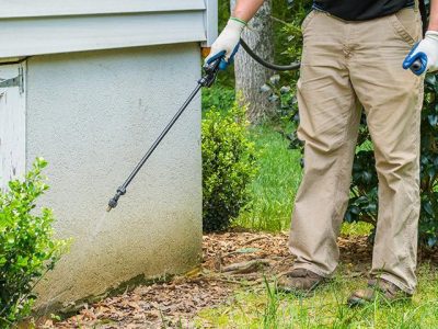 seasonal exterior pest spray preventative treatment - Carnegie Exterminators